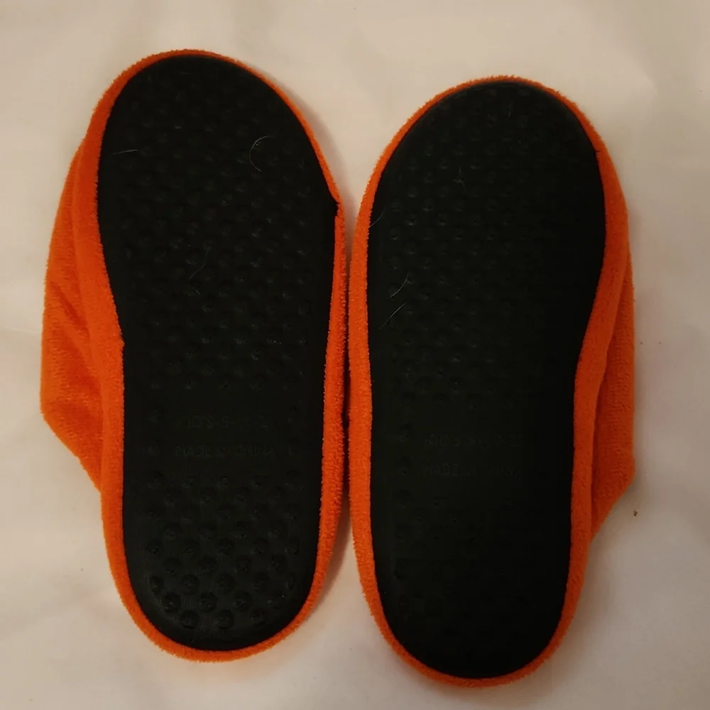 Denver Broncos slippers